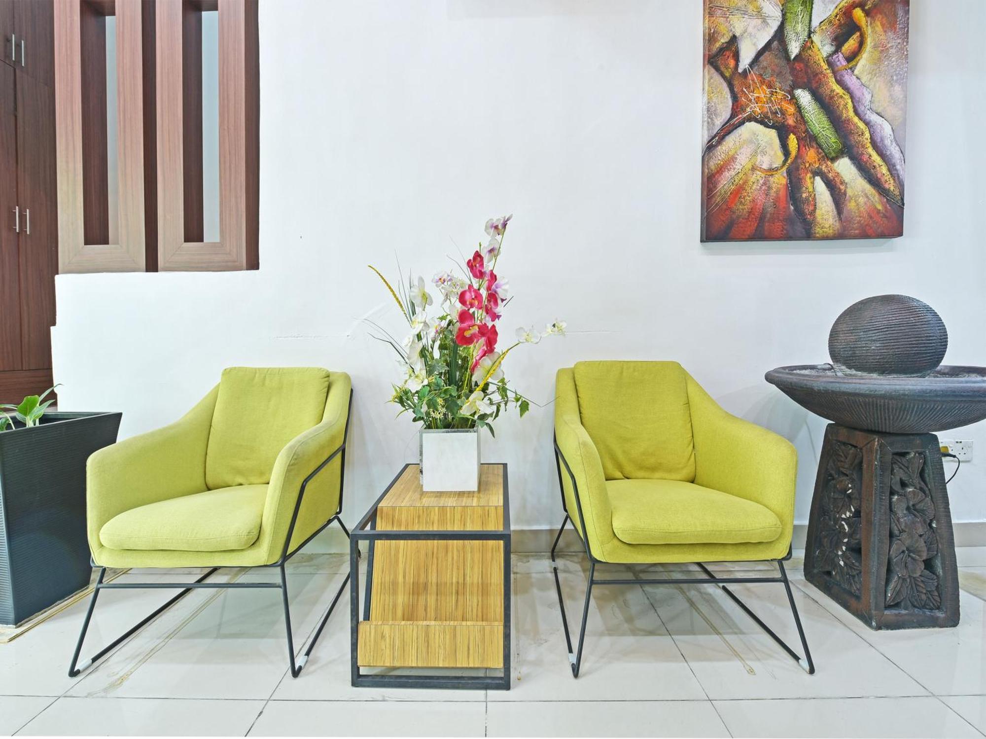 Oyo 91009 One Enigma Hotel — Photos 2