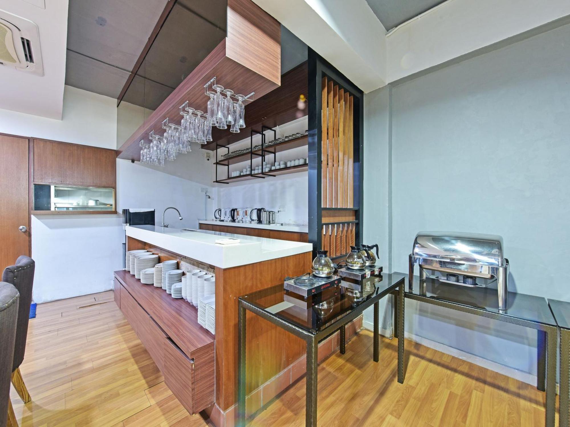 Oyo 91009 One Enigma Hotel — Photos 3
